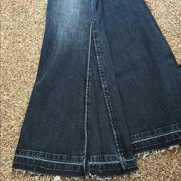 SHYANNE dark wash slit flare leg jeans - Picture 7 of 7